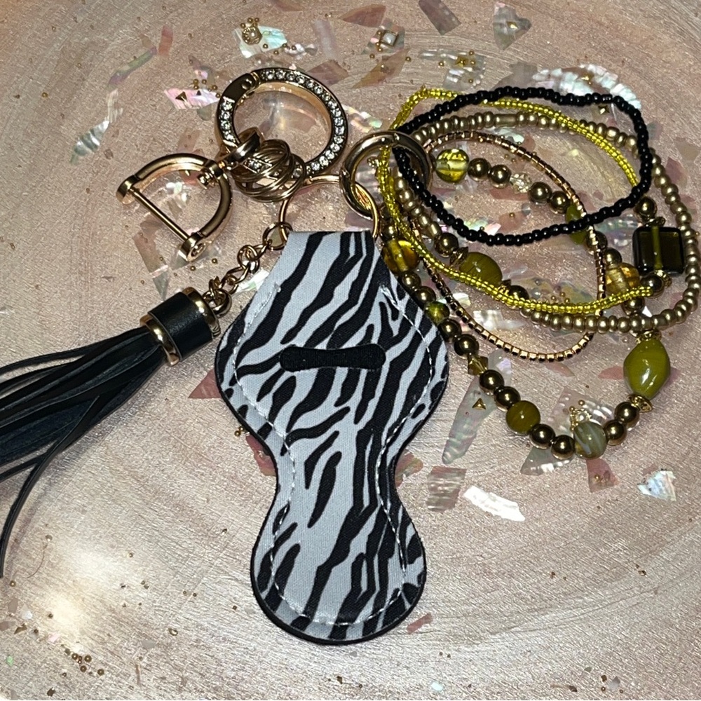 Black Tiger Bracelet Keychain